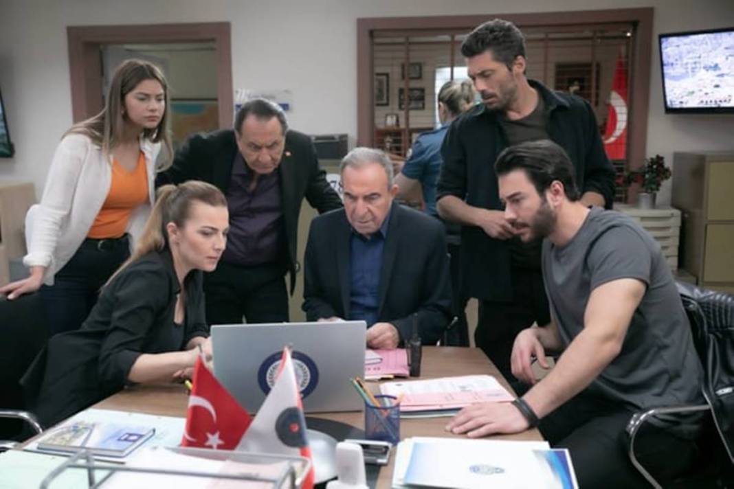 Diziseverlere sevindiren haber: 17 dizi yoluna devam ediyor! Yeni bölümleri ekranları kasıp kavuracak 1